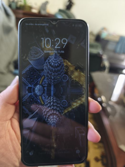 Xiaomi Redmi 9A com capa, carregador e películas de vidro temperado