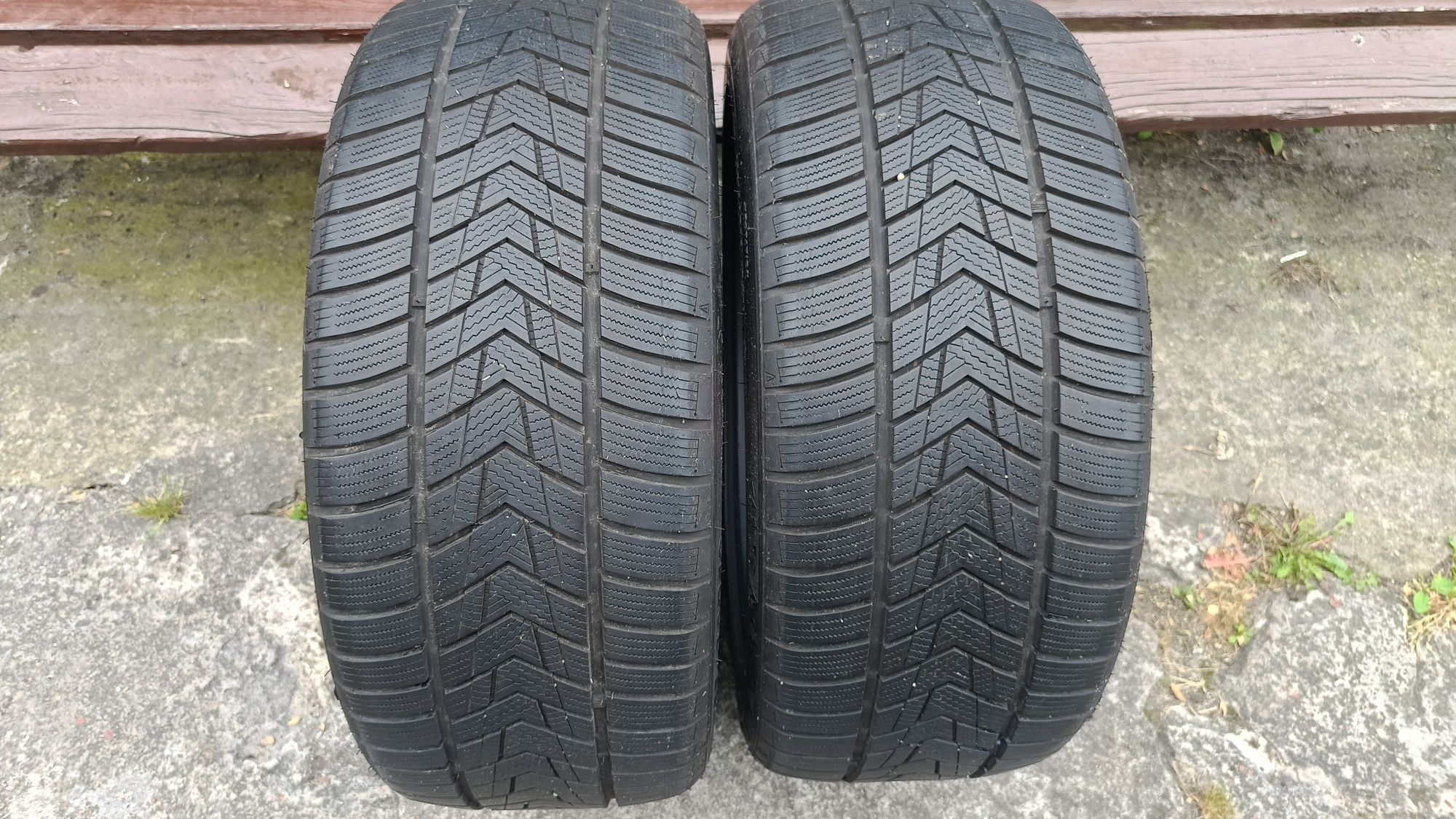 2szt jak NOWE Tracmax 255/40/19 100V XL 7,5mm 2022rok