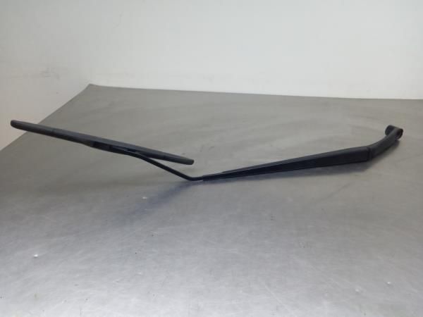 Haste / braço de escova limpa vidros frente esquerda NISSAN Micra V (K