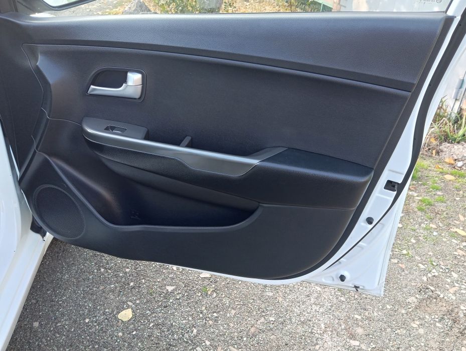 Киа Рио автомат 1.4