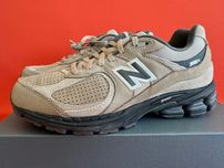 New Balance 2002REG оригинал мужские кроссовки размер 42 NEW