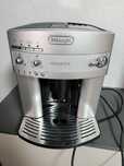 Кавомашина delonghi