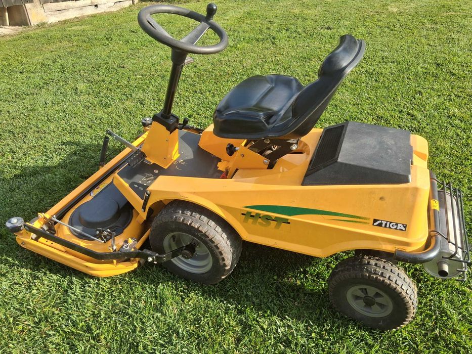 Traktorek STIGA VILLA HST PRESIDENT, Briggs & Stratton - stan BDB