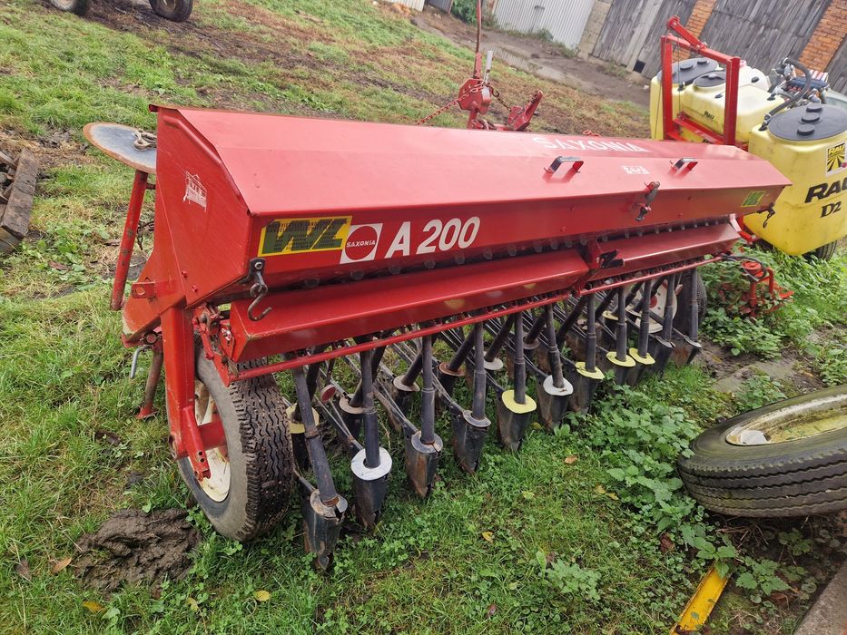 Siewnik  zbożowy  2.5m Saxonia