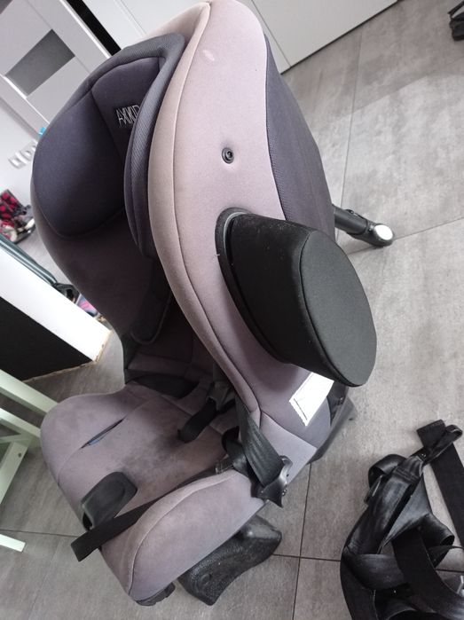 Fotelik samochodowy Axkid Move Grey Fotelik RWF 9-25 kg