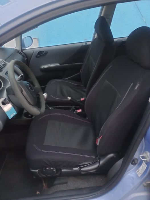 Honda jazz 2002.