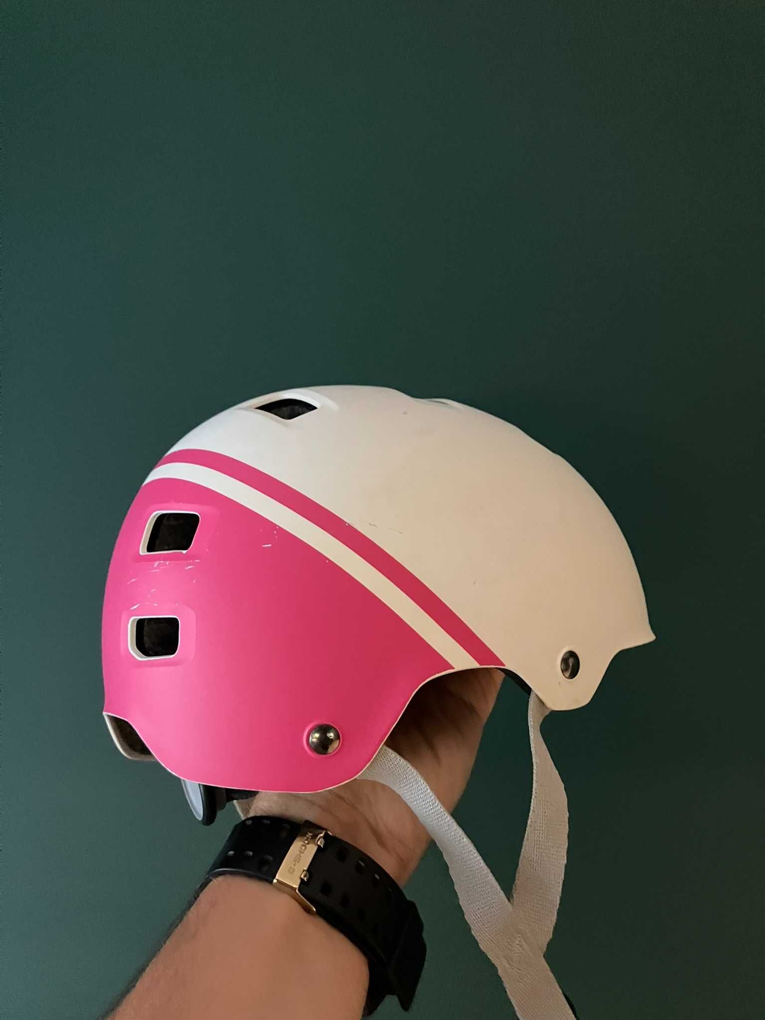 Rower dziecięcy 14 cali, dodatkowe kółka, kask gratis!