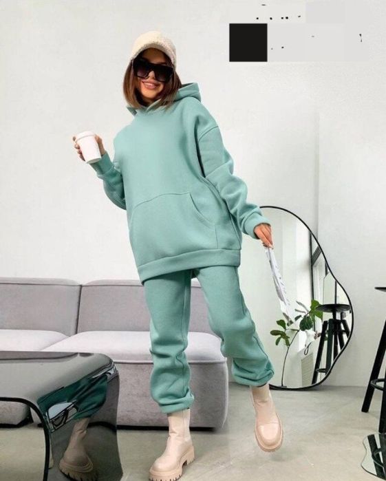 Тёплый костюм спортивный трёхнитка на флисе 42-44р.