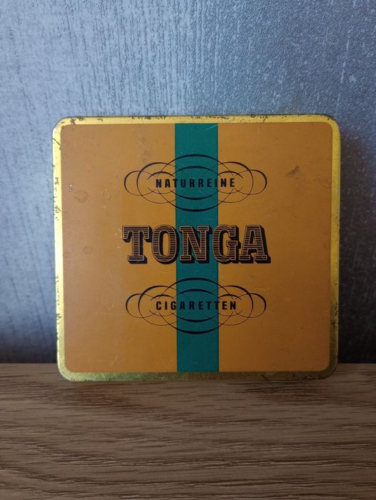 Stare metalowe pudełko . Vintage