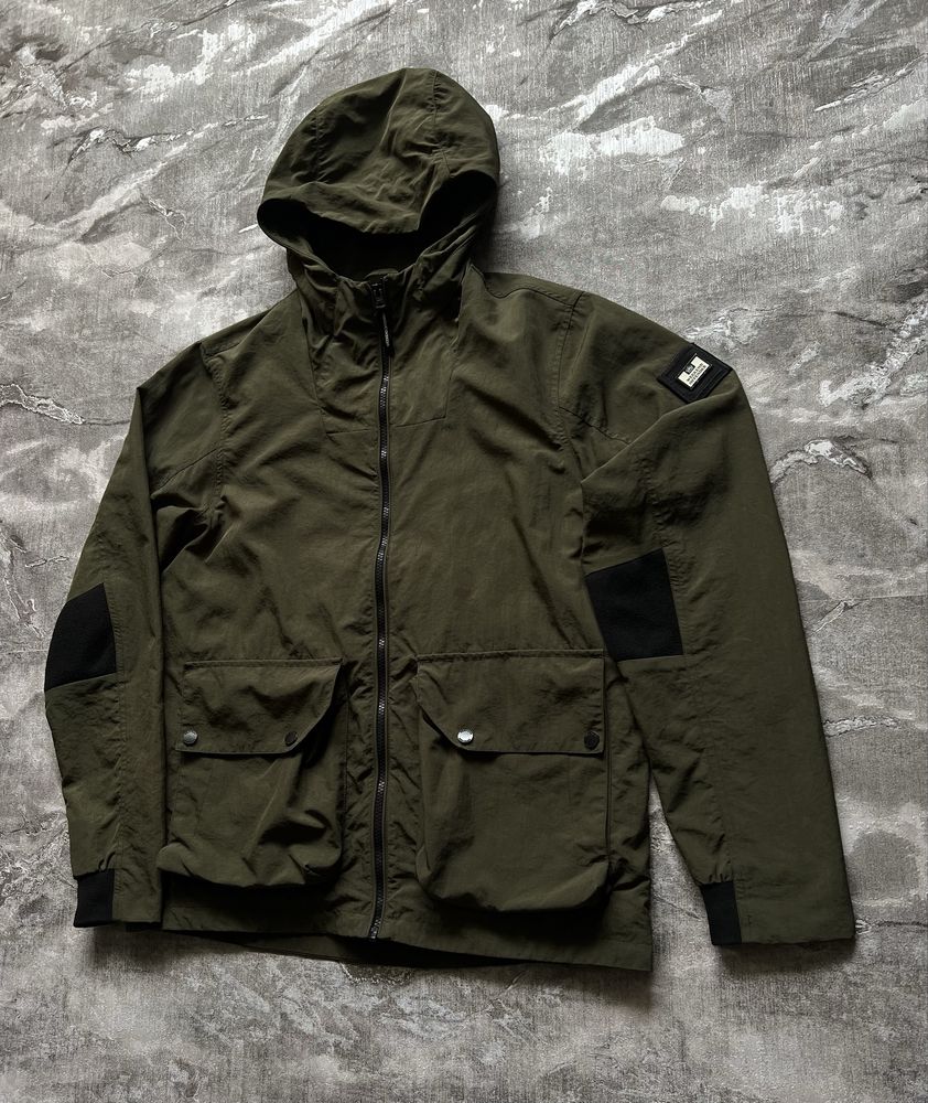 Класна ! Куртка Weekend Offender з нових колекцій