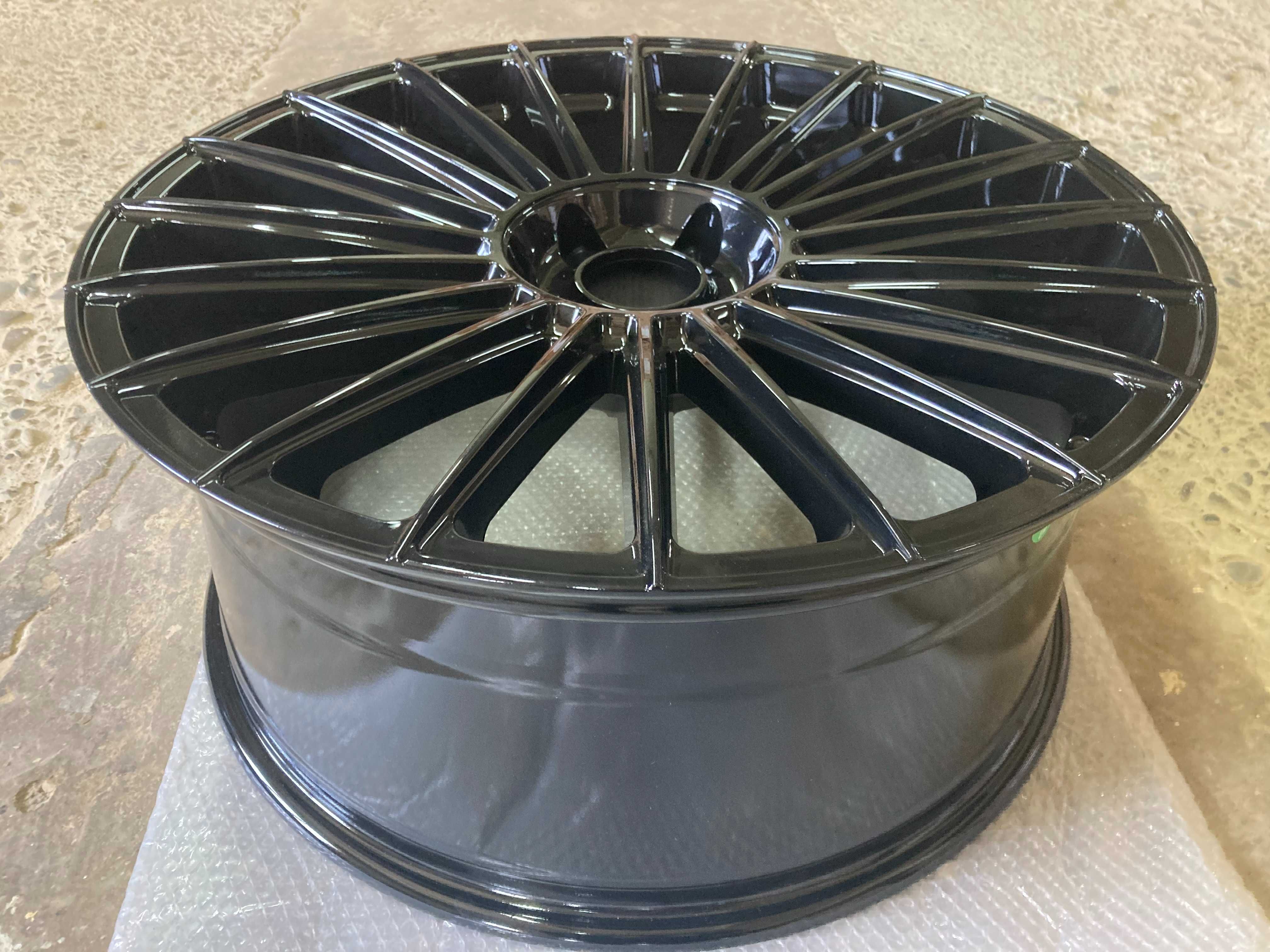 Диски одноширокие Audi/BMW Gloss Black R22 5-112/5-120