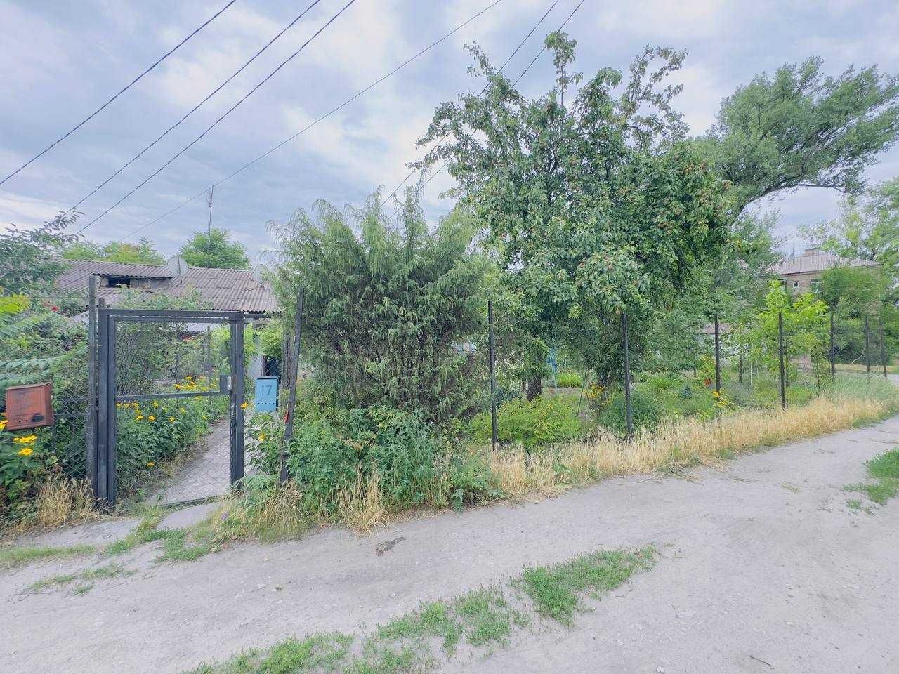 Частина БУДИНКУ, 54.1 кв.м, в ЦЕНТРІ міста, парк