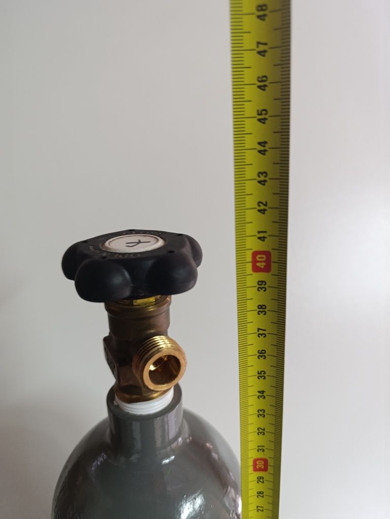 Butla CO2 puste z reduktorem