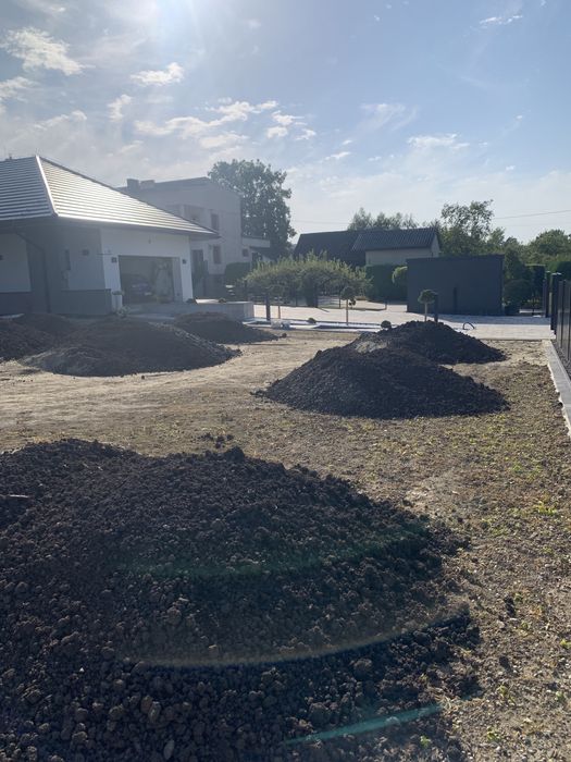 Ziemia ogrodowa, przesiewowa, czarnoziem, humus, kompost, warzywa