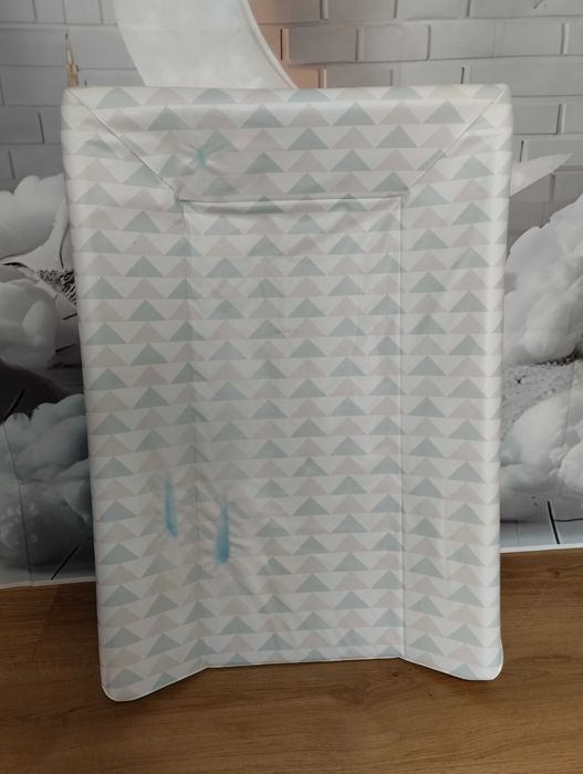 BabyCalin mata do przewijania 50x70 miękki przewijak na komodę