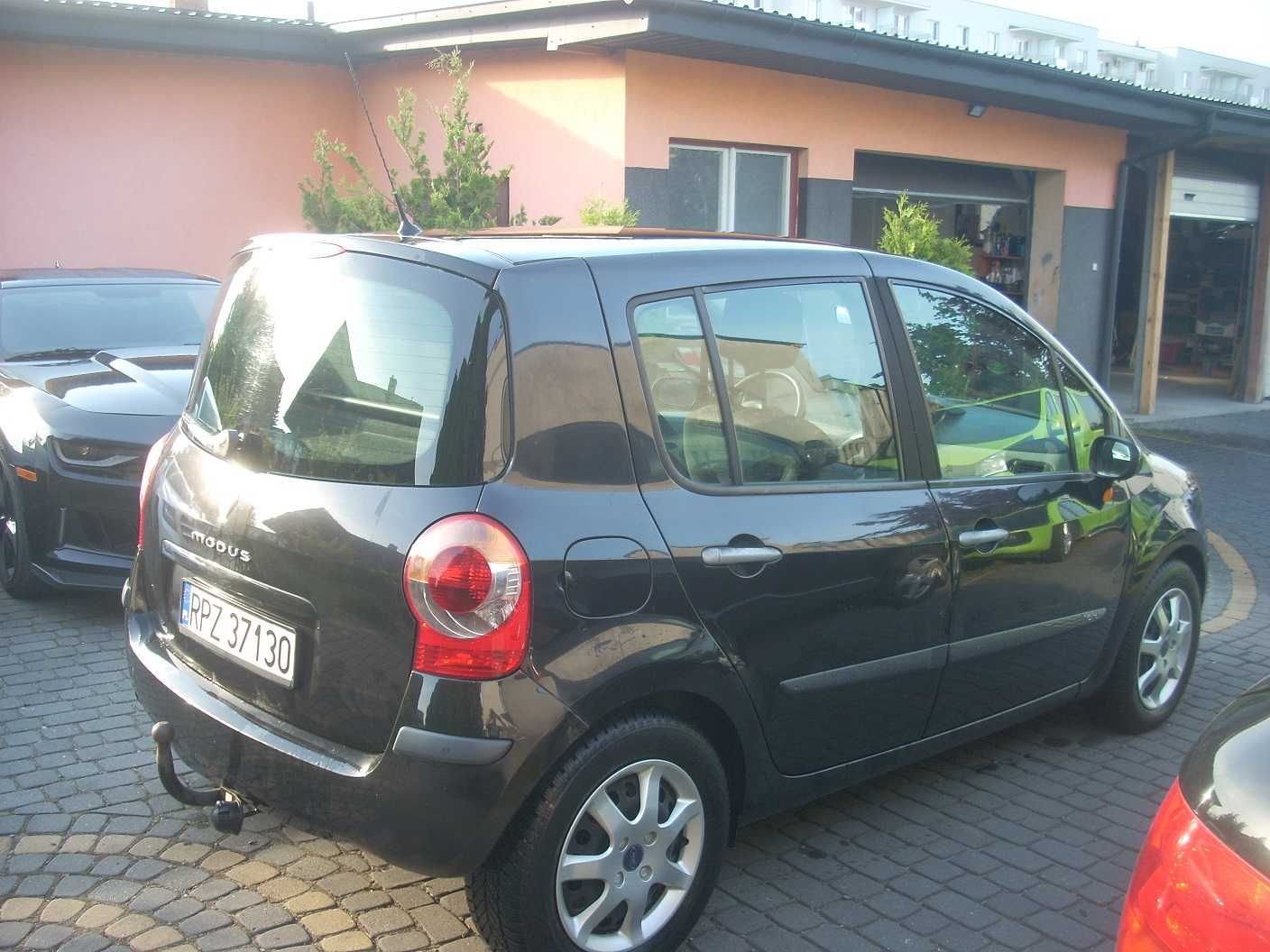 Renault Modus 1.6, automat, hak, klima, zadbany. mały przebirg