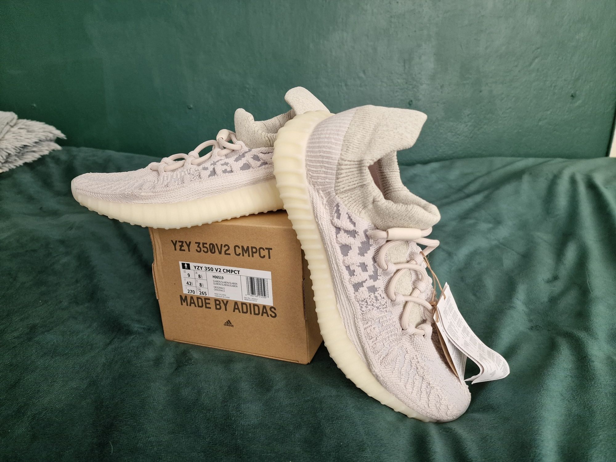 Adidas Yzy 350 v2 cmpct