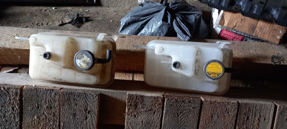 Расширительный бачек Prado 120 3.0d