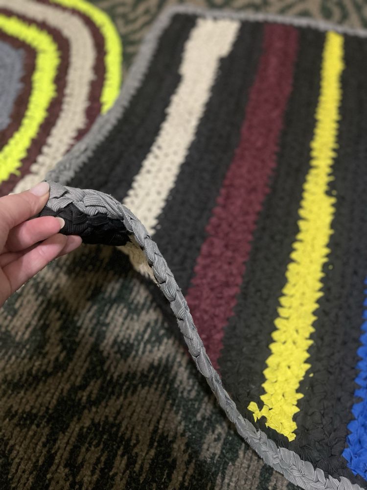 Плетений килимок гачком