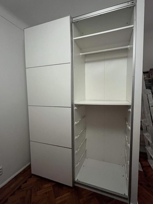 Roupeiro IKEA branco