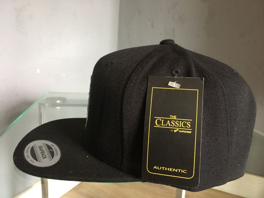 Czapka z daszkiem snapback Yupoong Whiskey Union nowa !