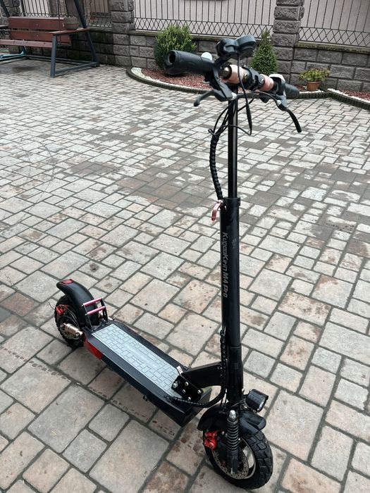 Електросамокат KugooKirin