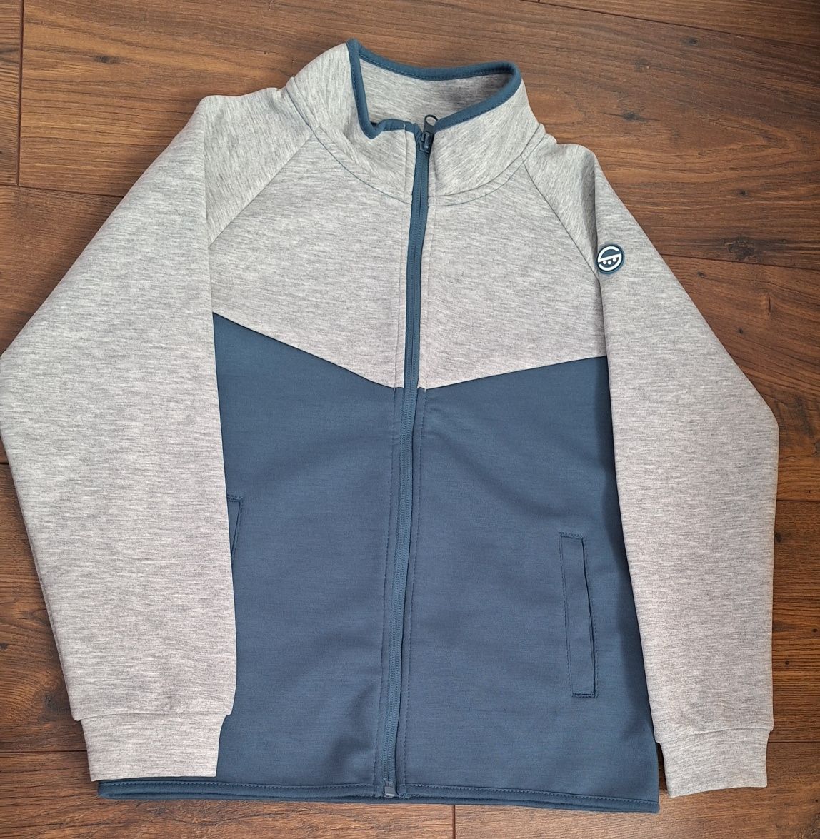 Nowa bluza Smyk 134