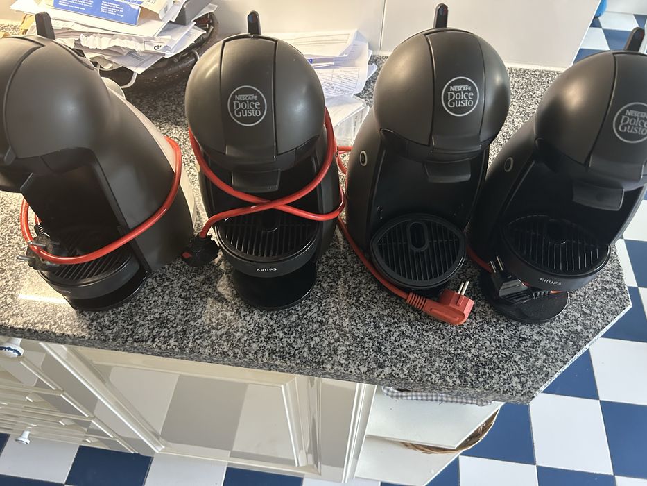Dolce gusto para quem quiser arranjar ou peças