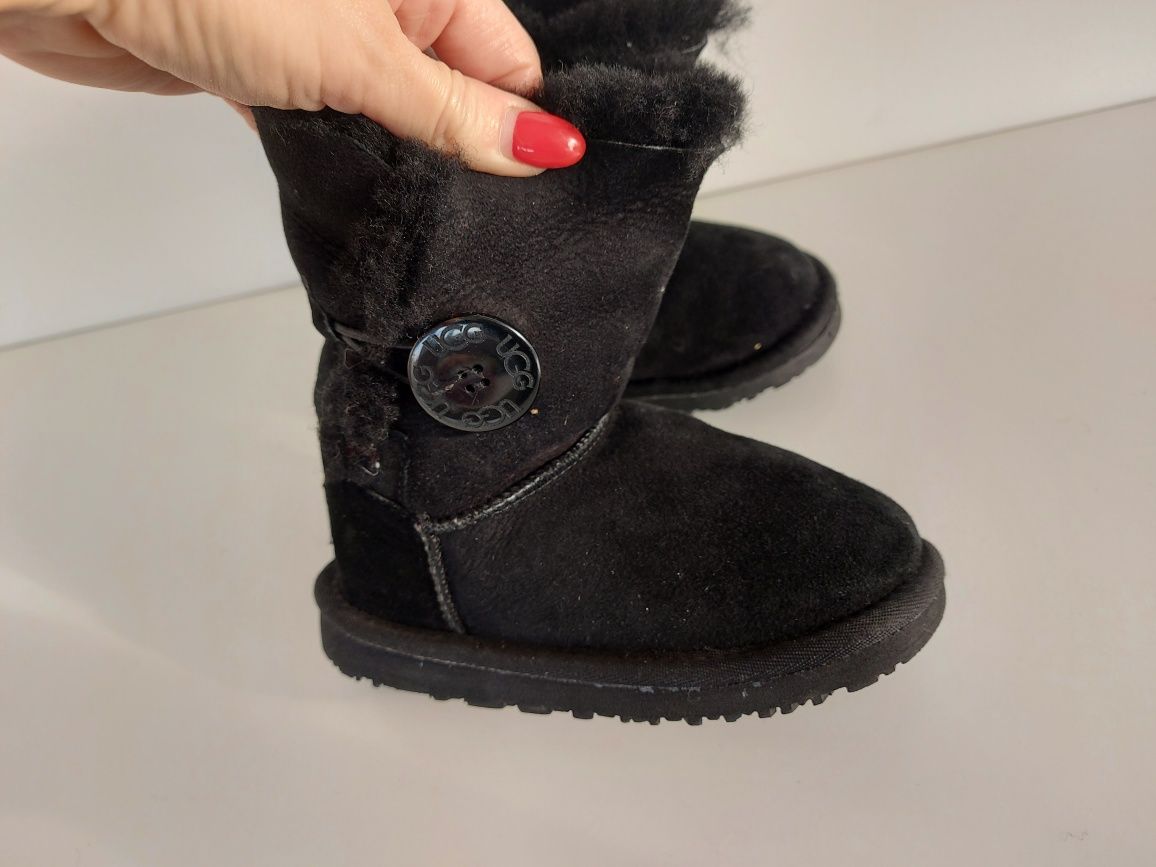Buty dziecięce zimowe UGG Australia w rozmiarze 27