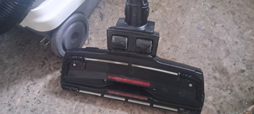 пылесос Panasonic MC-E750. Panasonic Состояние! Рабочий.