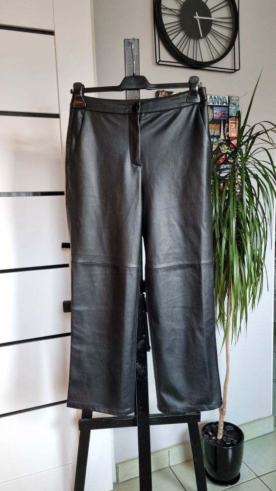 ESPRIT collection spodnie z imitacji skóry nowe rozmiar 38