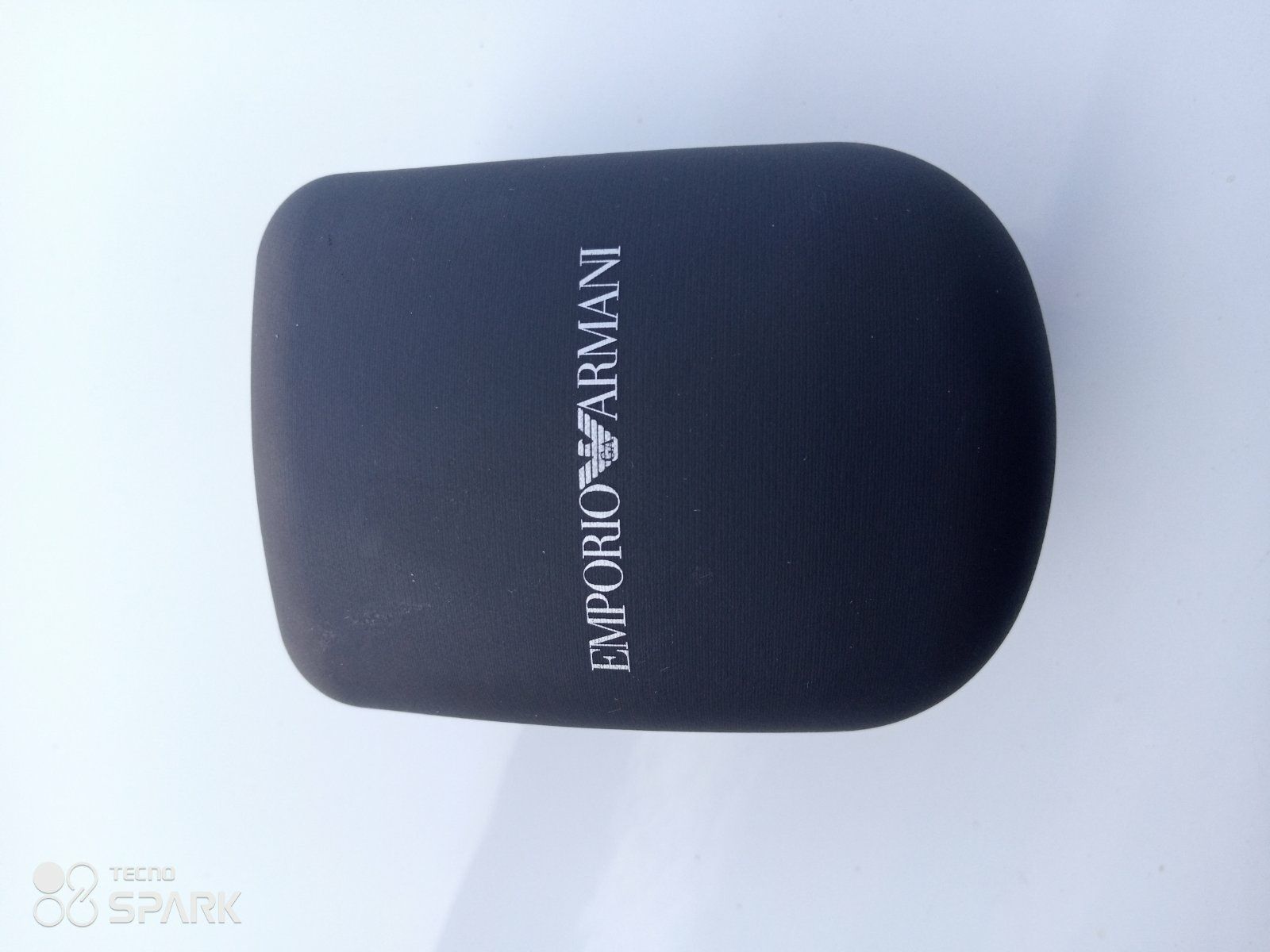 Продам наручные часи ARMANI