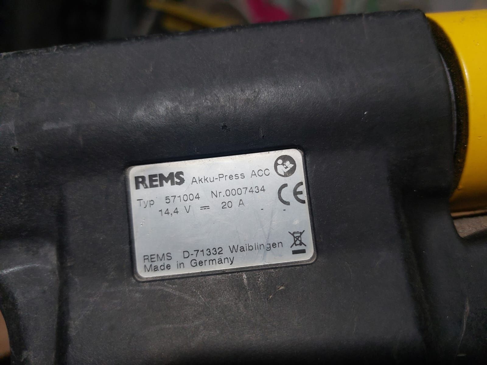 Zaciskarka Rems na akumulator + szczęki TH16 TH20