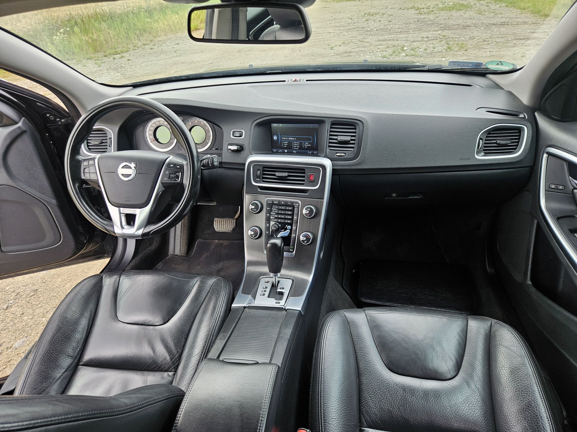 Volvo V60 R-design Bezwypadkowy
