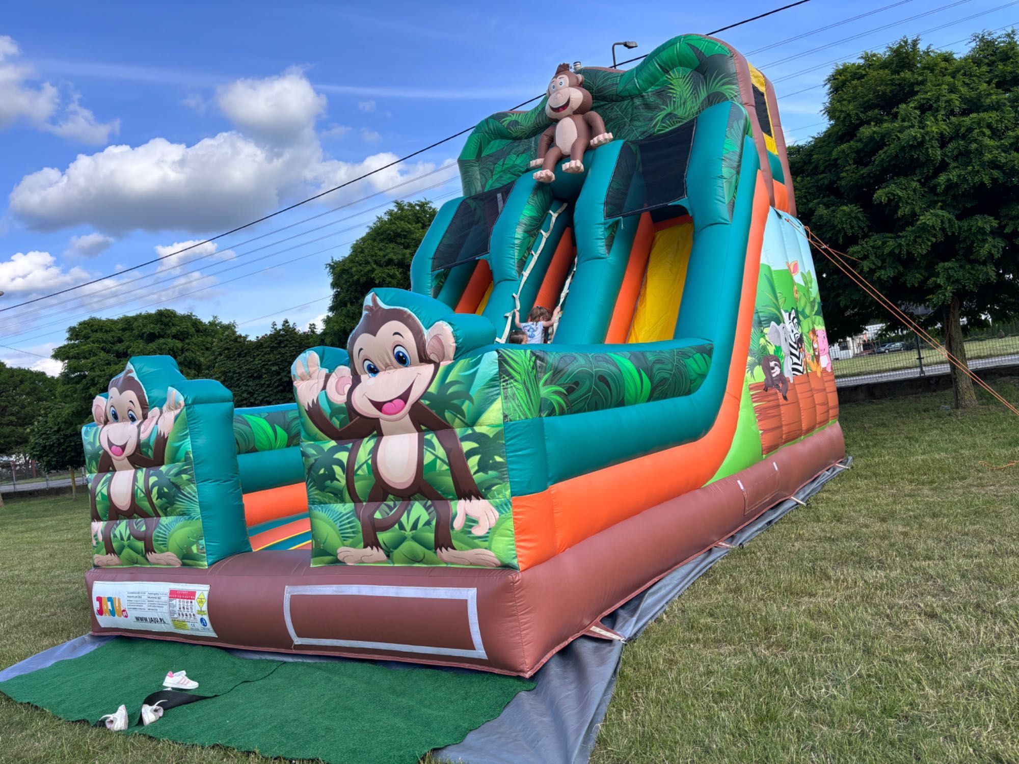 Dumachańce Dmuchana Zjeżdżalnia Bubble House Piana Party Urodziny