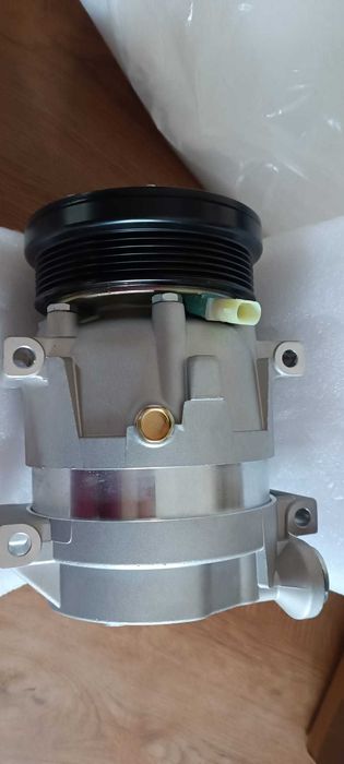 NOVO! Compressor Ar condi.  refrigerant:R134a OIL PAG45 OR EQuiv r134A