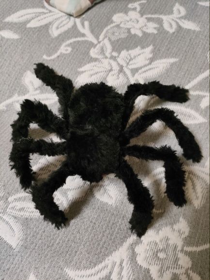 Игрушечный паук, 30 см
