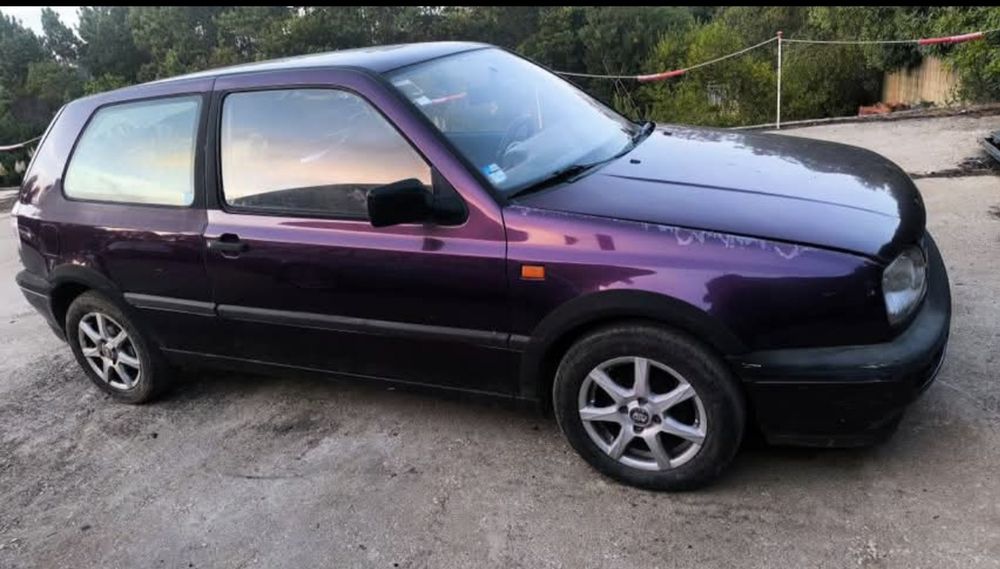 Golf MK3 c/ muito material NEGOCIÁVEL