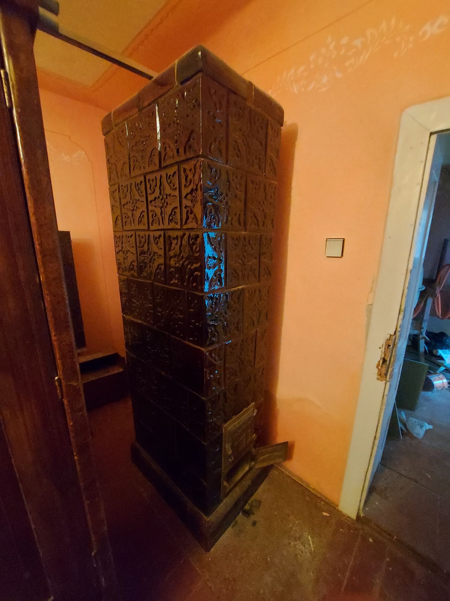 Продам кафельну печ
