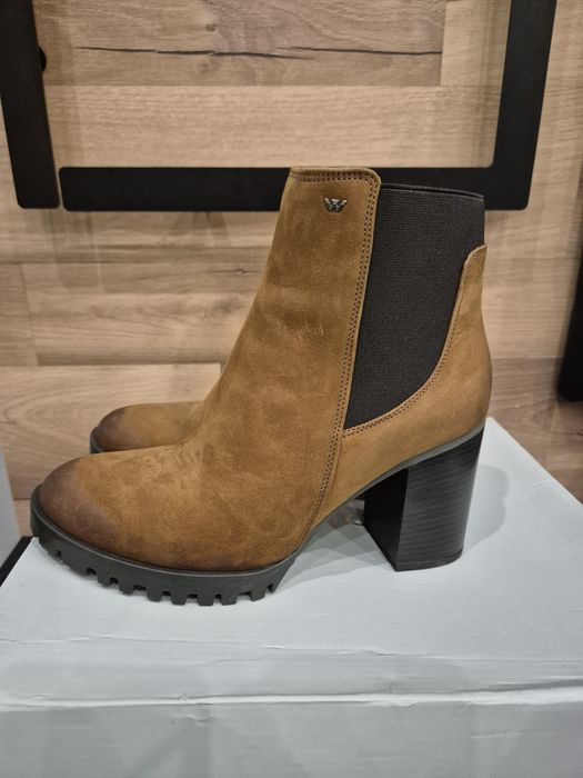 Botki Wojas Nowe brązowe na słupku z gumka