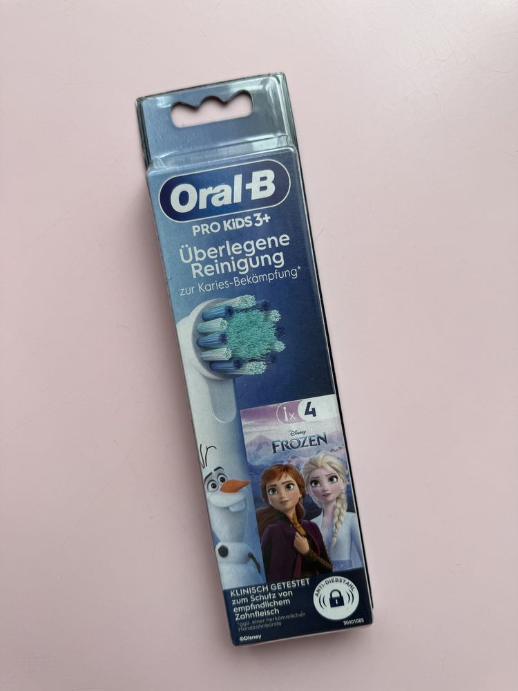 Насадки до електричної зубної щітки Oral-B Cross Action запаски, щетки