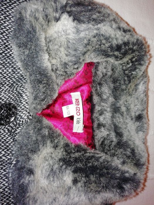 Casaco KENZO de fazenda de menina bordado