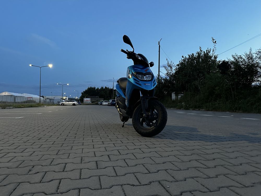 Skuter Piaggio Typhoon 50cc 2019r. 4600km PRZEBIEG!!!