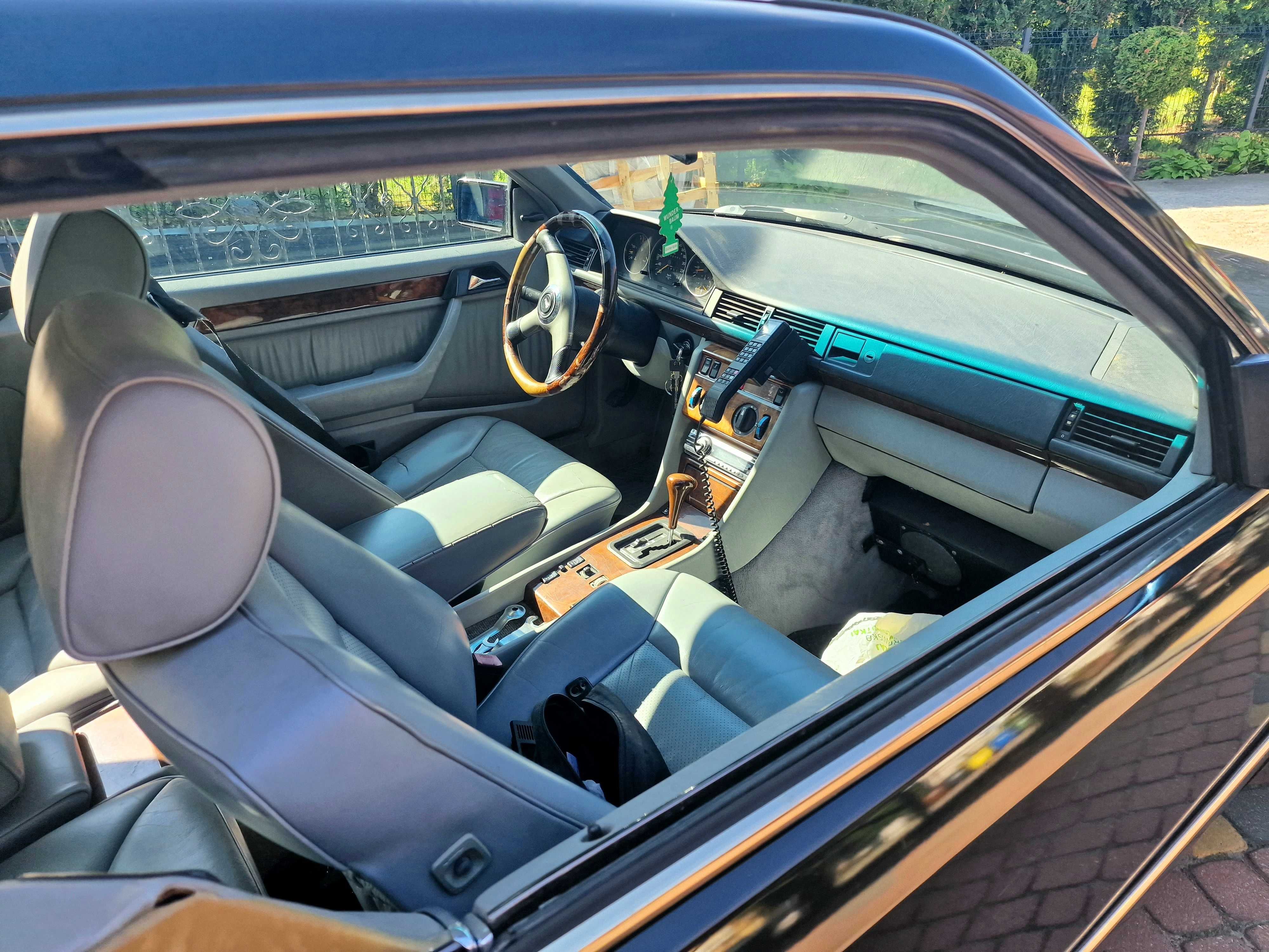 samochód mercedes W124 300ce C124,coupe