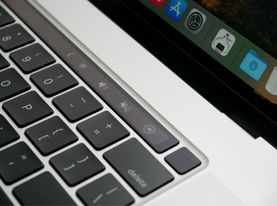MacBook Pro 16 2019 (2021) | i7 / 16gb / 512gb | 95% Акб!