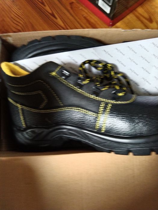 Buty robocze rozmiar 44