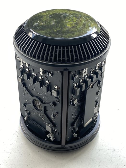 Mac Pro 6.1 Dual AMD D700, Intel Xeon 12 core 2,7 ГГц, ssd 1tb, RAM 64