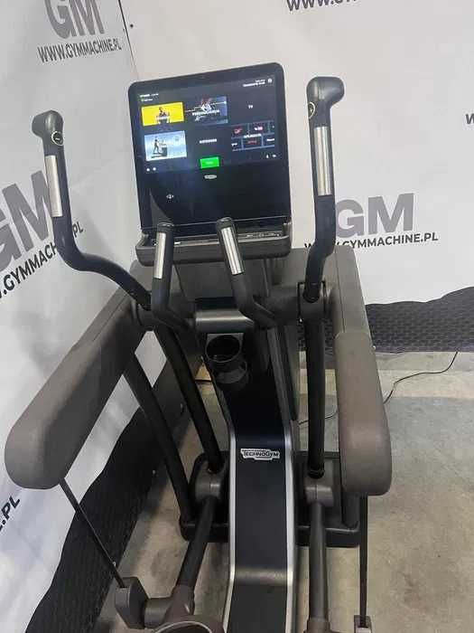 Orbitrek Technogym Vario Artis 3.0 Trenażer 3 funkcyjny gwarancja