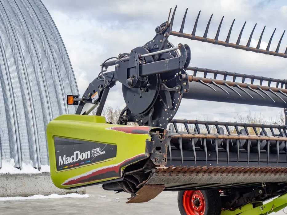 MacDon FD70 FlexDraper
