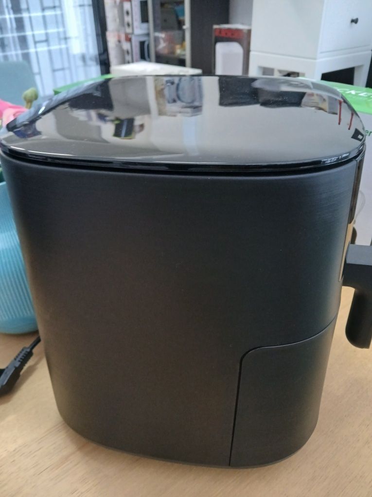 Air Fryer FLAMA (7 Meses de Uso / Igual a Nova)